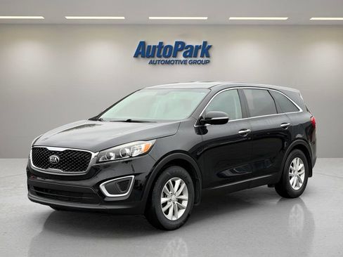 Used 2018 Kia Sorento L image 3