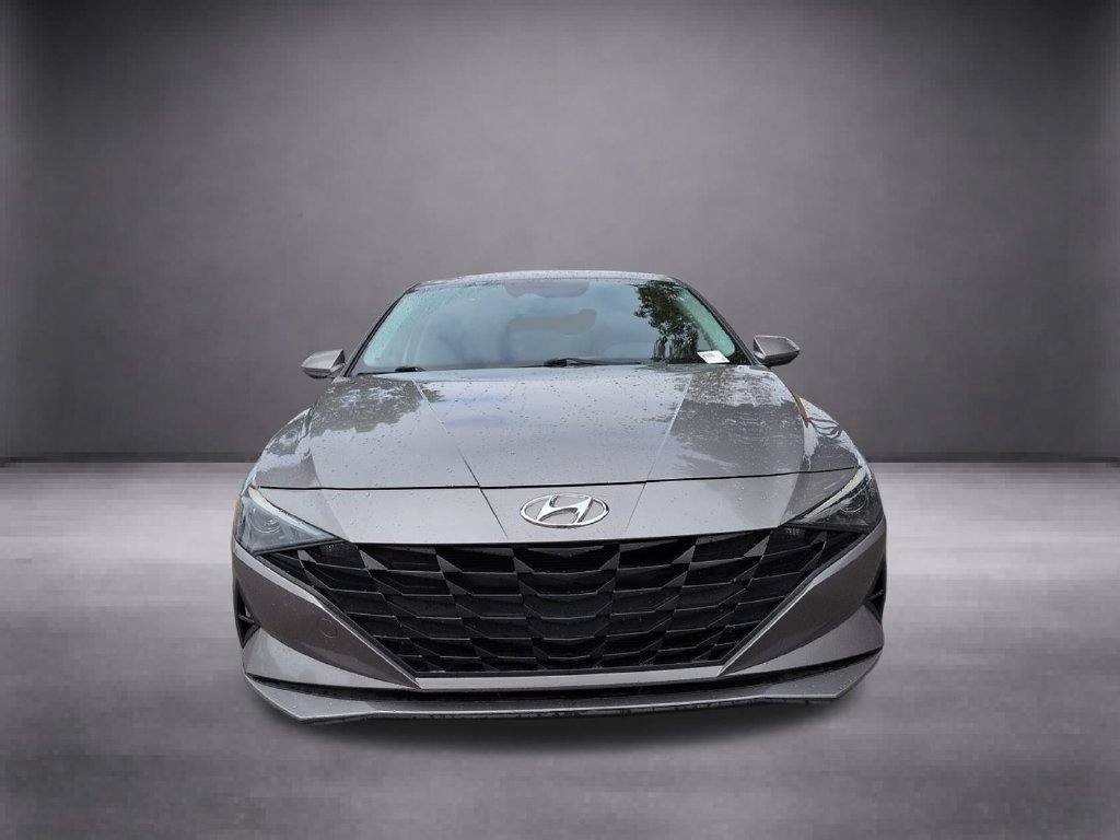 Certified 2023 Hyundai Elantra SEL w/ Cargo Package FWD image 3
