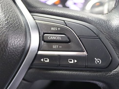 Used 2017 INFINITI Q60 3.0t w/ Premium Plus Package 3.0T image 34