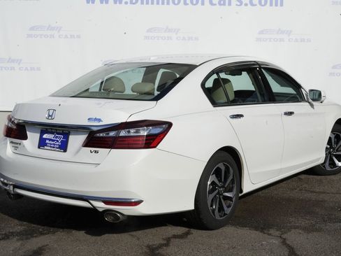 Used 2016 Honda Accord EX-L image 3