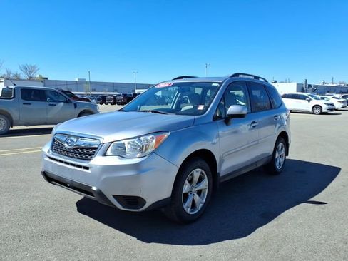 Used 2016 Subaru Forester 2.5i Premium w/ All-Weather Package image 3