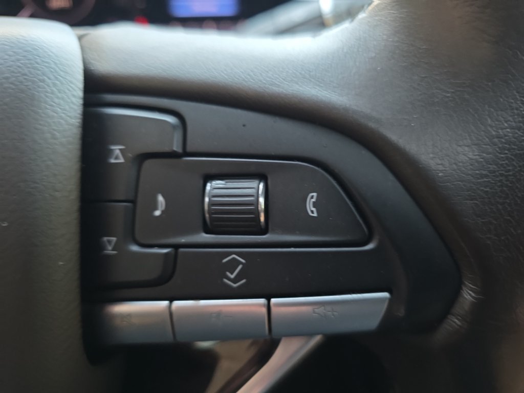 Used 2021 Cadillac Escalade Sport w/ Driver Assist Tech Package AWD/4WD image 22