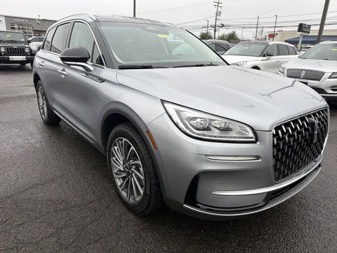 Certified 2023 Lincoln Corsair Reserve w/ Equipment Group 201A image 7