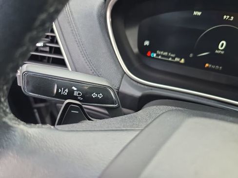 Used 2019 Lincoln Nautilus FWD image 22