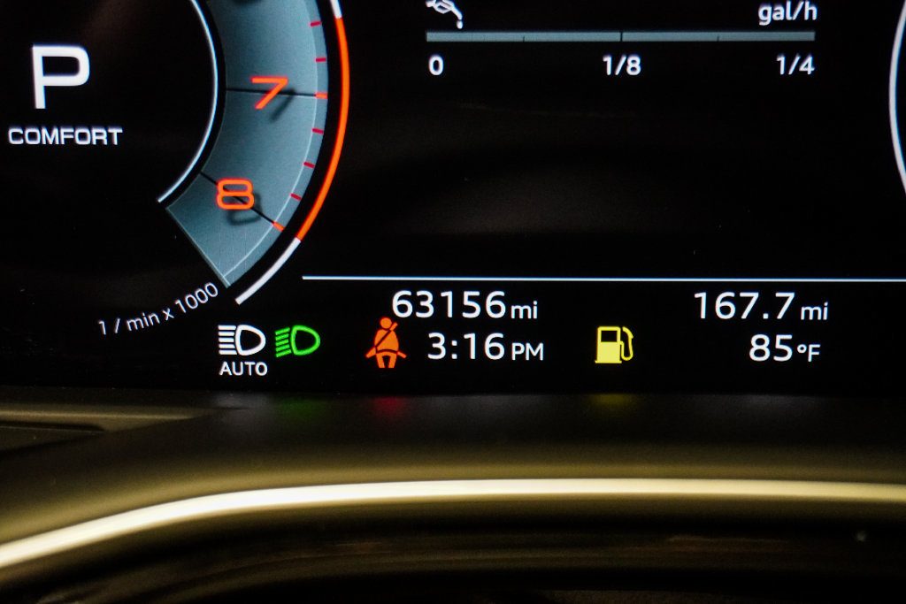 Used 2022 Audi Q8 Premium AWD/4WD image 33