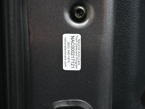 Used 2016 Ford F150 Lariat w/ Equipment Group 502A Luxury image 8