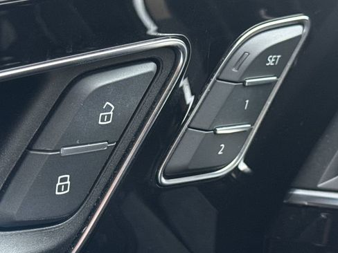 Used 2019 Audi Q7 3.0T Prestige w/ Prestige Package AWD/4WD image 41