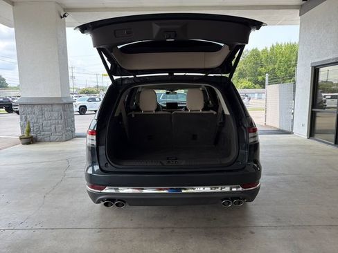 Used 2021 Lincoln Aviator Reserve w/ Equipment Group 201A AWD/4WD image 15