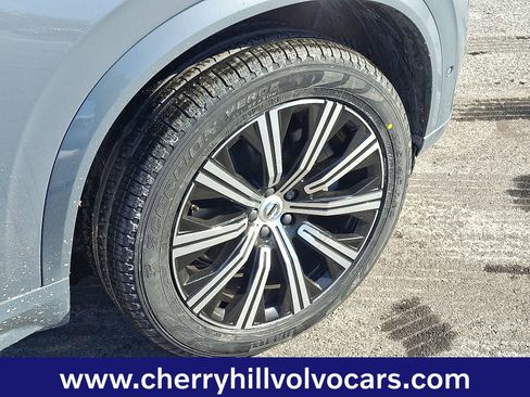 Certified 2023 Volvo XC90 B5 Plus image 9