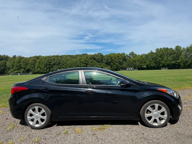 Used 2011 Hyundai Elantra Limited w/ Premium Pkg 5 FWD image 5