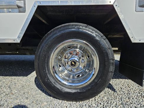 Used 2022 GMC Savana 3500 Extended w/ Power Convenience Package RWD image 66