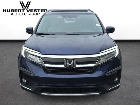 Used 2019 Honda Pilot Touring image 3
