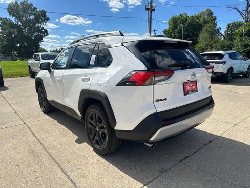 Used 2024 Toyota RAV4 Adventure AWD/4WD image 5