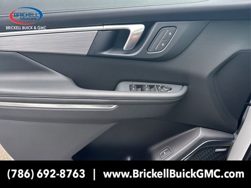 New 2025 Buick Enclave Avenir image 23