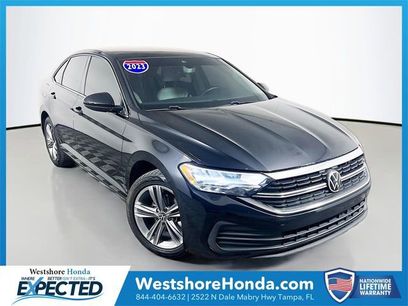 Used 2023 Volkswagen Jetta SE w/ Panoramic Sunroof Package