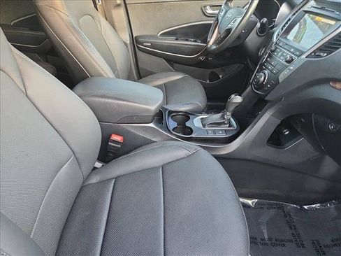 Used 2018 Hyundai Santa Fe Sport FWD image 21