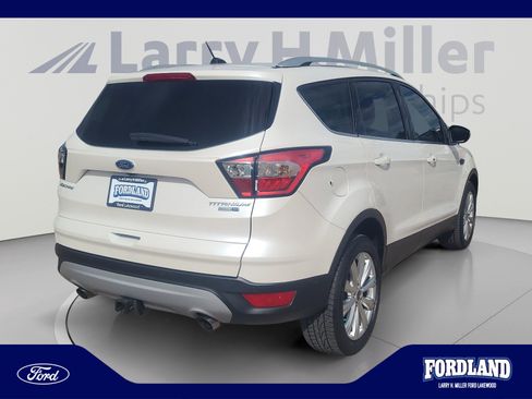 Used 2017 Ford Escape Titanium w/ Equipment Group 301A AWD/4WD image 5