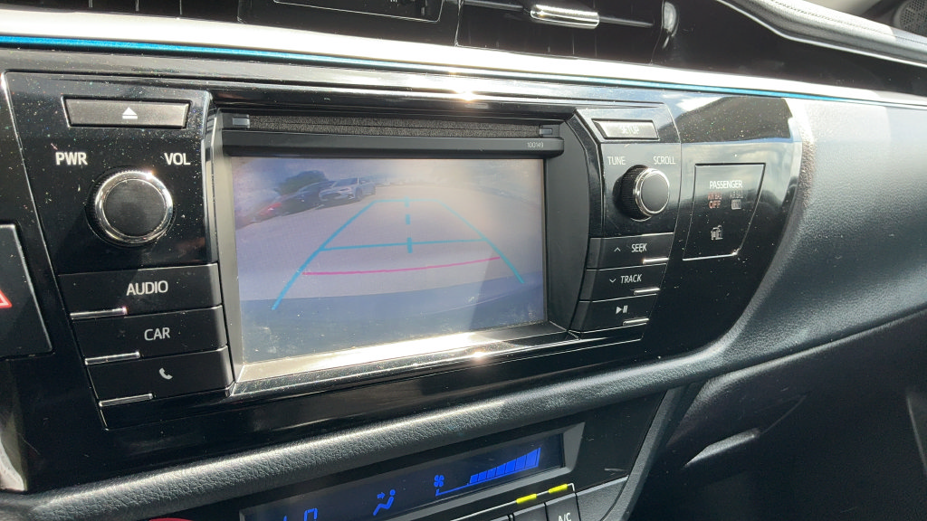 Used 2015 Toyota Corolla S FWD image 12