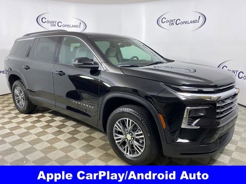 Certified 2025 Chevrolet Traverse LT image 10