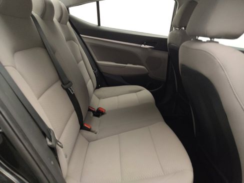 Used 2019 Hyundai Elantra SEL image 19