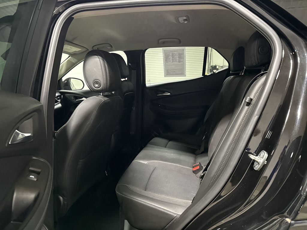 Used 2021 Buick Encore GX Preferred w/ Sport Touring Package FWD image 22