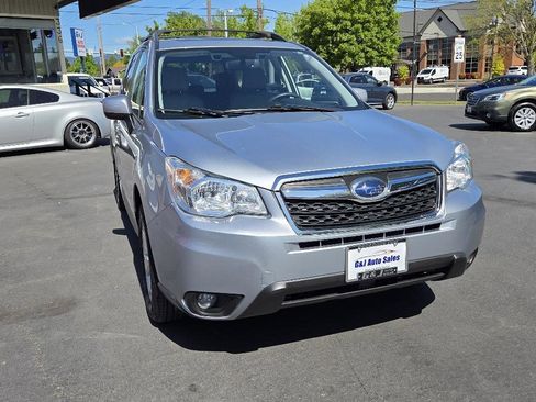 Used 2020 Subaru Forester Premium AWD/4WD image 24