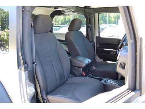 Used 2016 Jeep Wrangler Sport w/ Quick Order Package 24S AWD/4WD image 17