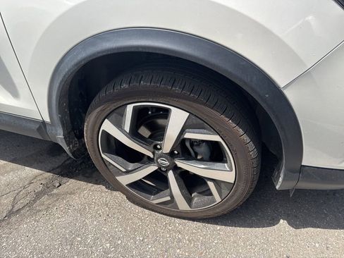 Used 2020 Nissan Rogue Sport SL w/ Premium Package FWD image 3