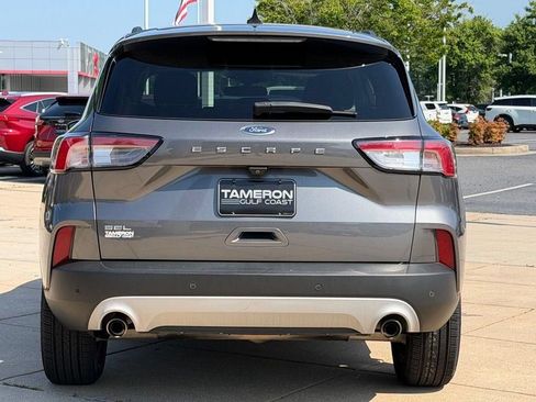 Used 2021 Ford Escape SEL w/ Technology Package FWD image 3