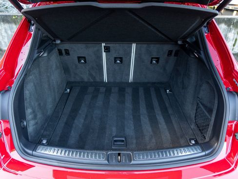 Certified 2024 Porsche Macan Turbo image 45