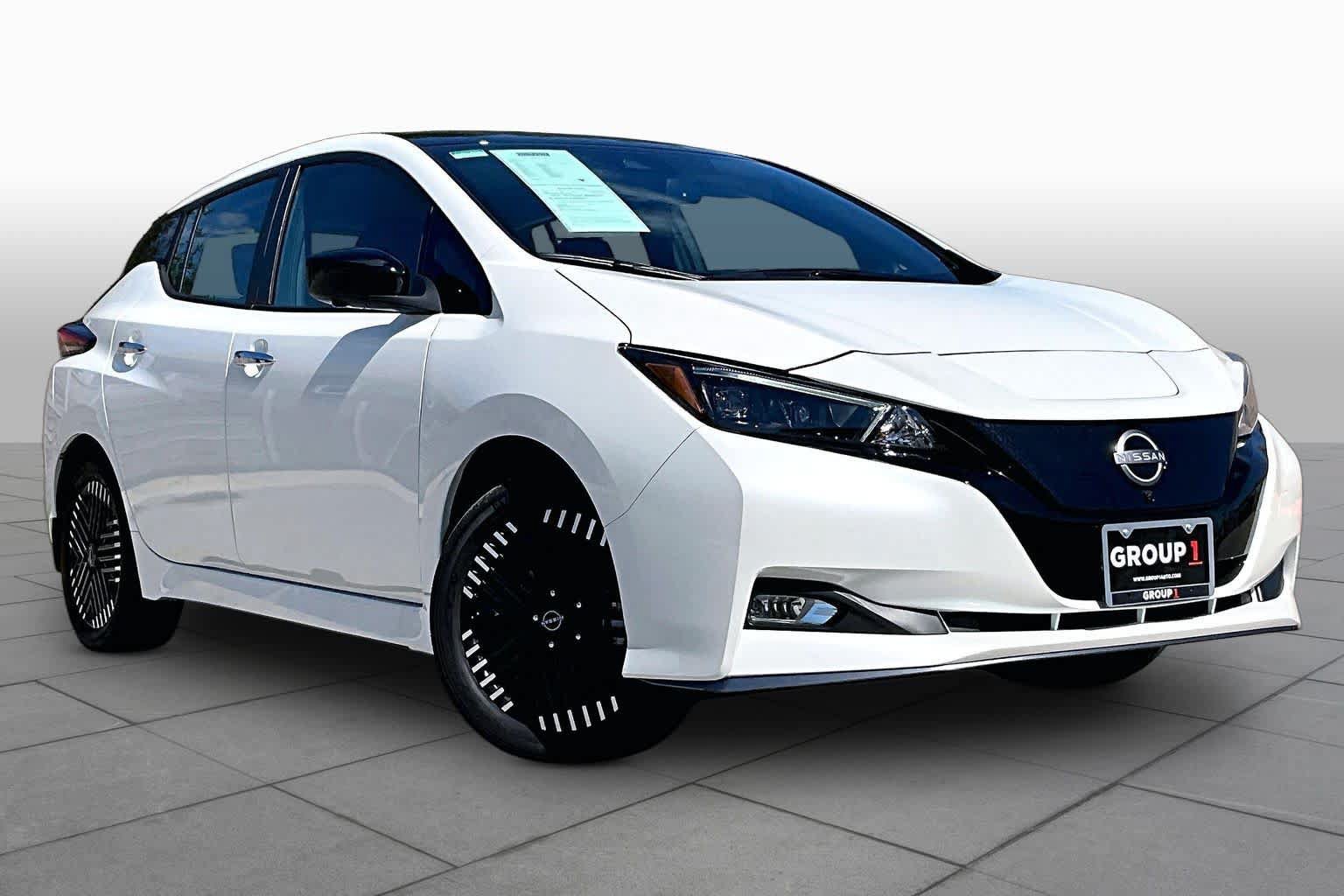 Used 2025 Nissan Leaf SV Plus FWD image 2