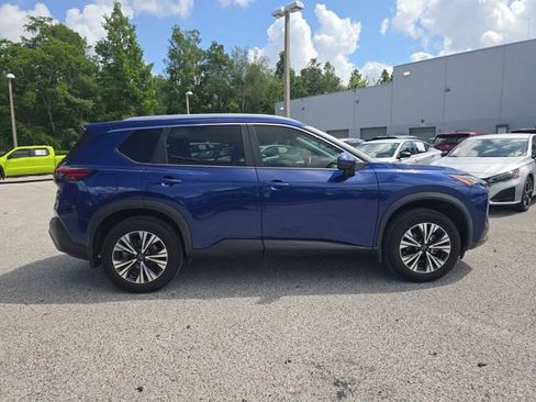 Certified 2023 Nissan Rogue SV w/ SV Premium Package FWD image 9