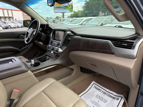 Used 2015 Chevrolet Tahoe LT w/ Luxury Package AWD/4WD image 43