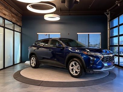 Used 2024 Chevrolet Trax LS w/ LS Convenience Package