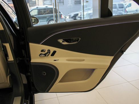 New 2026 Bentley Flying Spur Plug-In Hybrid image 22