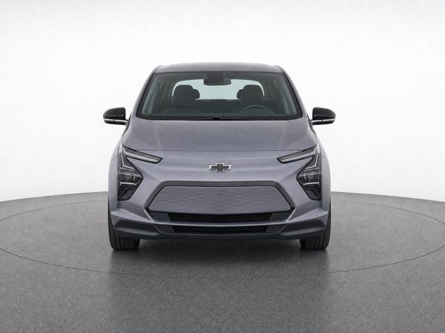 Used 2023 Chevrolet Bolt LT w/ Infotainment Package FWD image 2