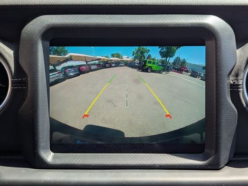 Used 2023 Jeep Wrangler Unlimited Sahara w/ Cold Weather Group AWD/4WD image 14