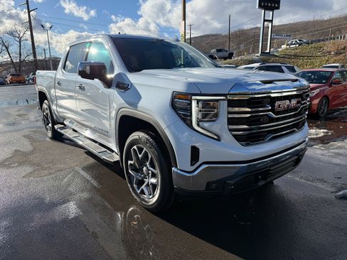 New 2026 GMC Sierra 1500 SLT w/ SLT Premium Package image 7