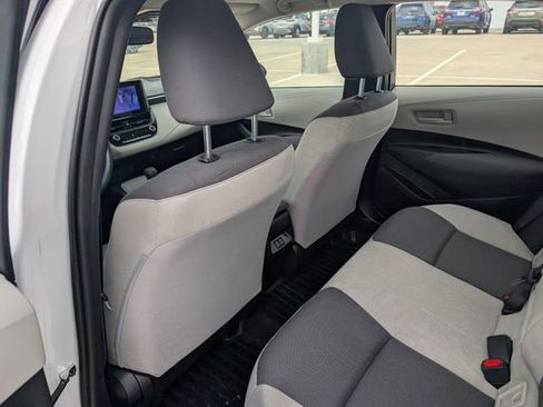 Used 2023 Toyota Corolla LE image 23