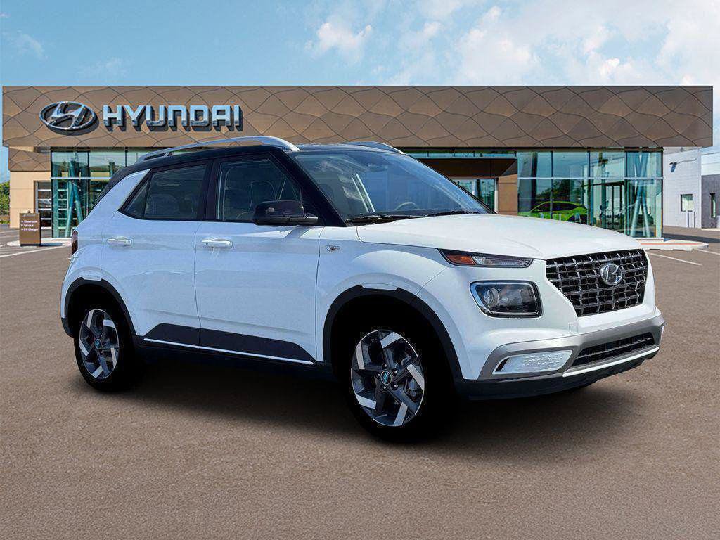New 2026 Hyundai Venue SEL FWD image 10