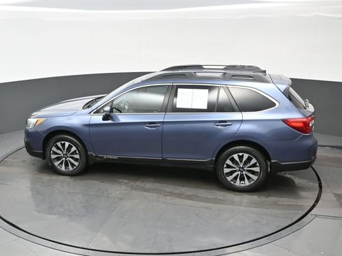 Used 2016 Subaru Outback 2.5i Limited image 37