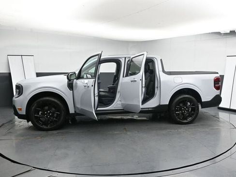New 2026 Ford Maverick Lariat w/ Black Appearance Package AWD/4WD image 40