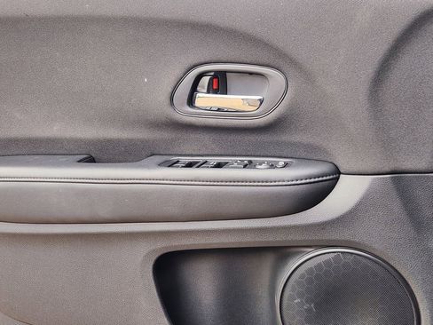 Used 2022 Honda HR-V LX image 22