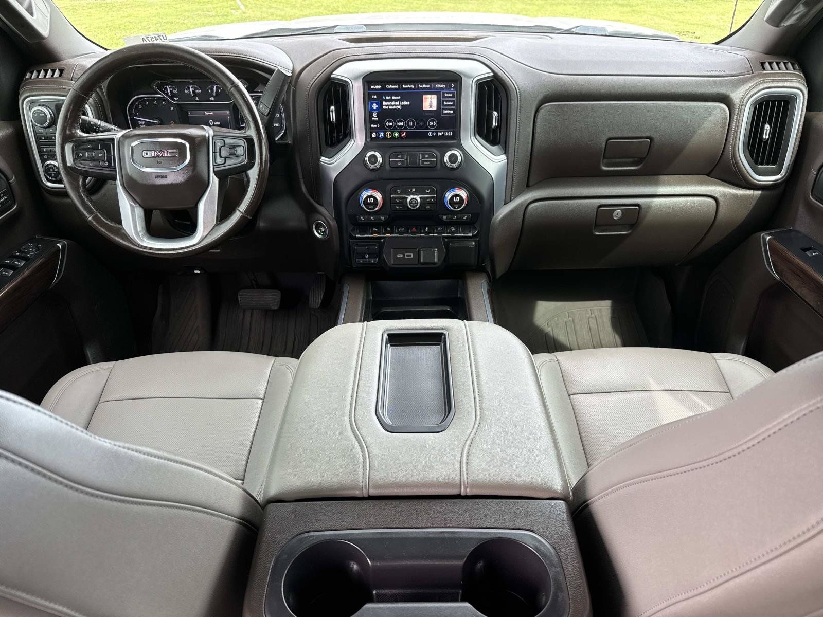 Used 2021 GMC Sierra 1500 SLT w/ SLT Premium Package AWD/4WD image 20