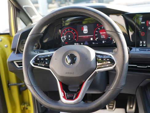 Used 2022 Volkswagen GTI Autobahn FWD image 58