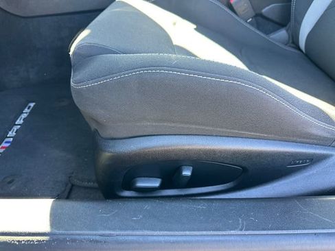 Used 2020 Chevrolet Camaro LT RWD image 18