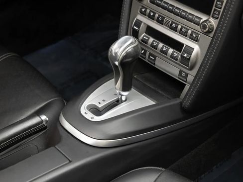Used 2005 Porsche 911 Carrera S RWD image 18