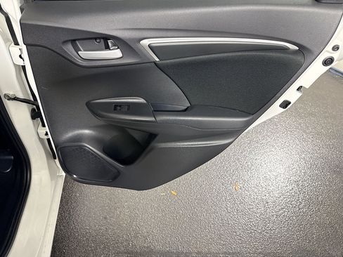 Used 2019 Honda Fit LX image 27