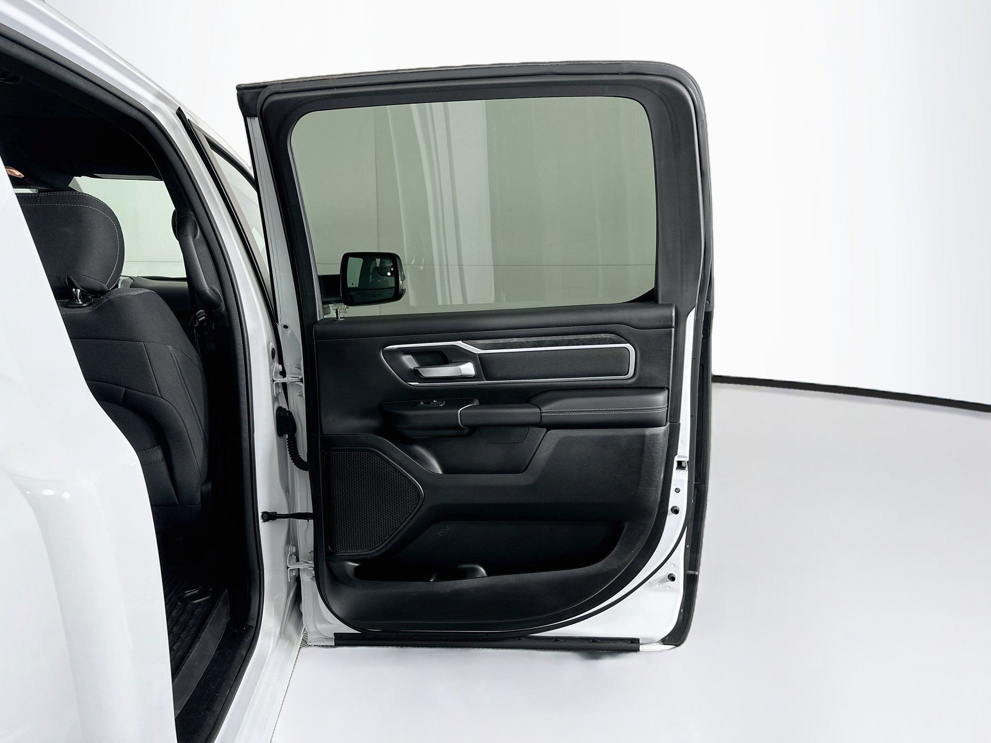 Used 2023 RAM 1500 Big Horn AWD/4WD image 31