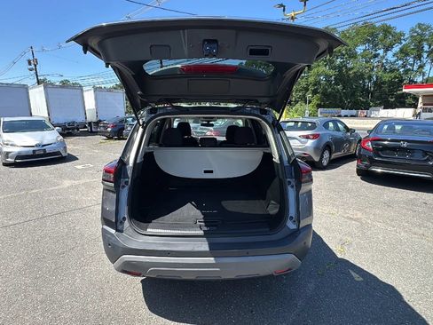 Used 2021 Nissan Rogue SV AWD/4WD image 15